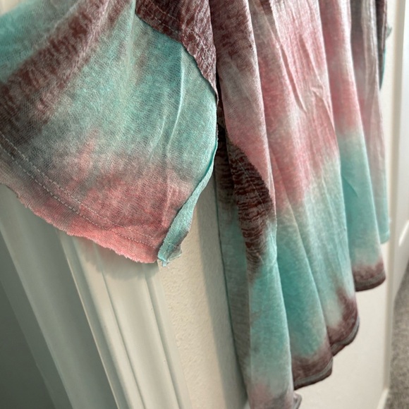AndtheWhy V-Neck Tunic in Pink and Blue Tie Dye Oversized Lightweight Summer - Picture 6 of 6